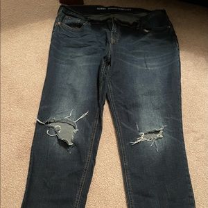 Old navy ripped boyfriend skinny jeans